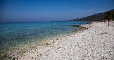 Tri plaže Dugog otoka – Velo žalo